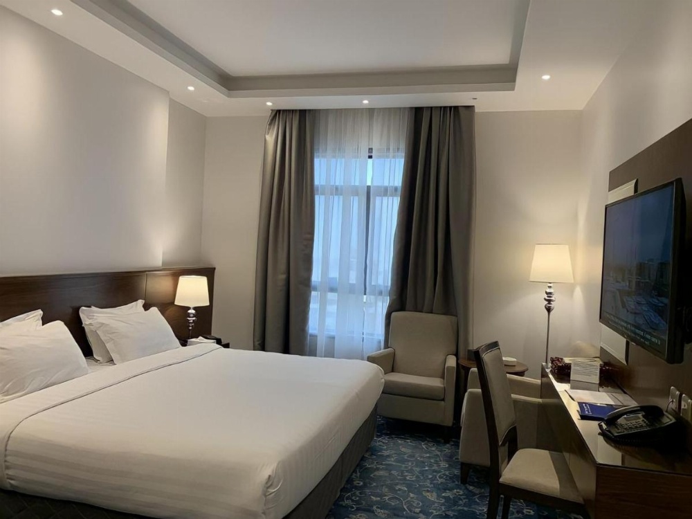 Zaha Al Munawara Hotel